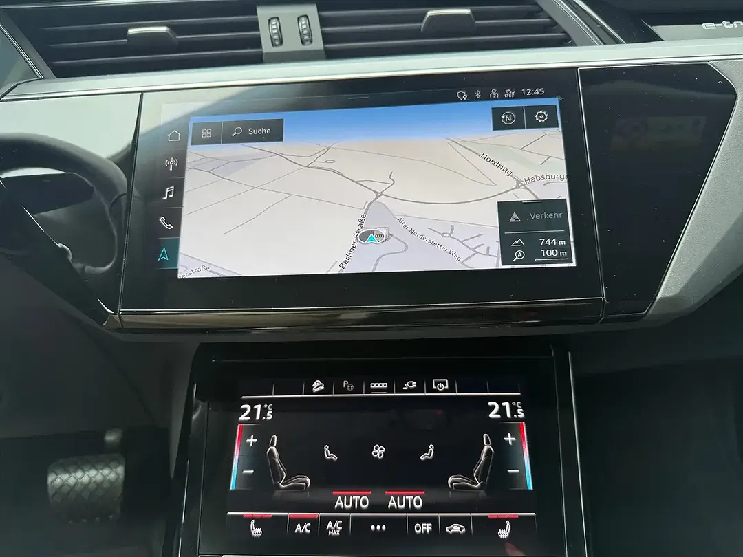 Audi Q8 e-tron 55 quattro - Thumbnail 13