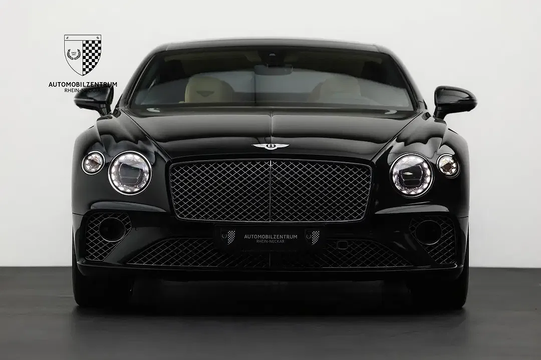 Bentley Continental GT 6.0 W12 Mulliner - foto 2