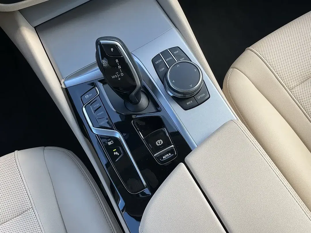 BMW 530 Touring - Thumbnail 11