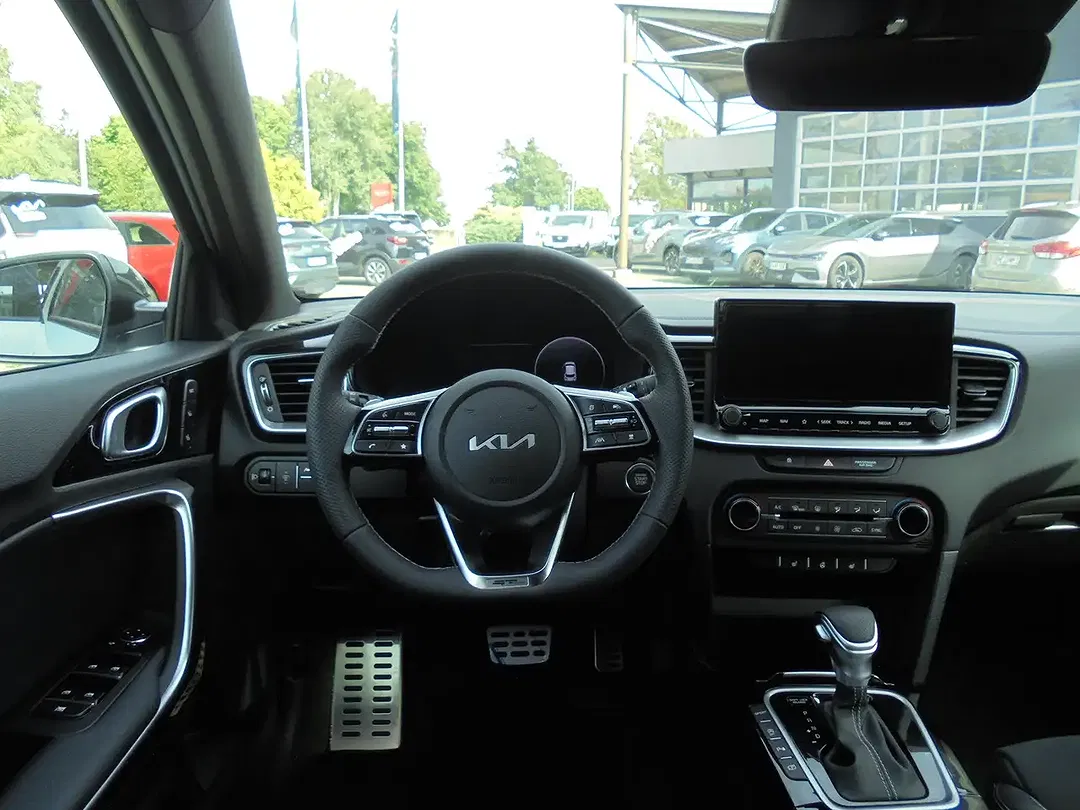 Kia XCeed 1.6 T-GDI DCT GT-Line - Thumbnail 11