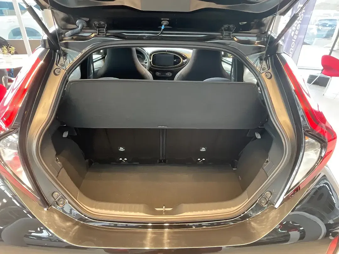 Toyota Aygo Air - Thumbnail 5