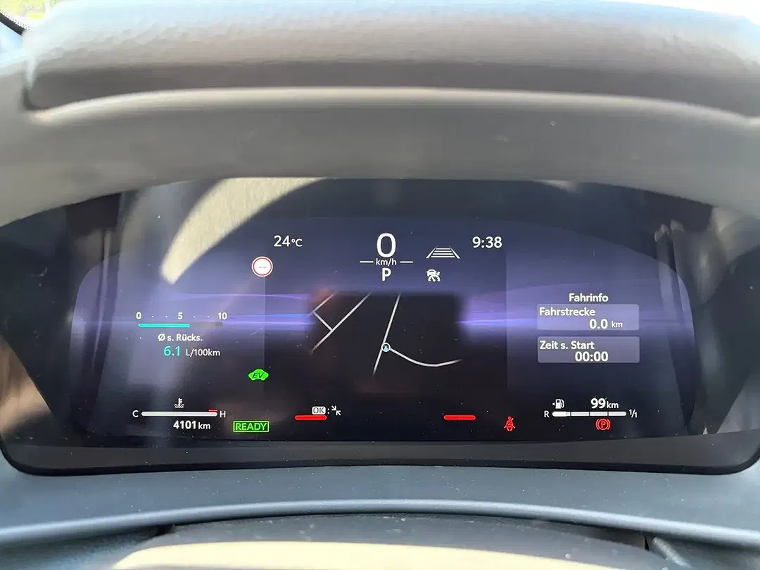 Toyota C-HR AUT Hybrid Teamplayer - Thumbnail 16