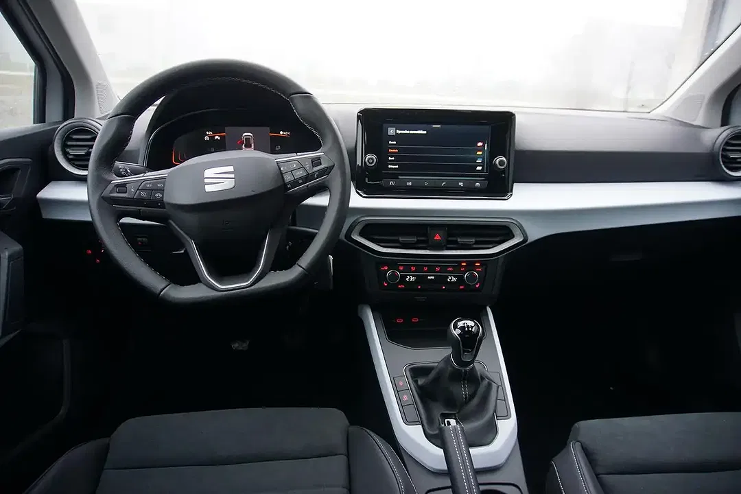 SEAT Arona 1.0 TSI Style - Thumbnail 9