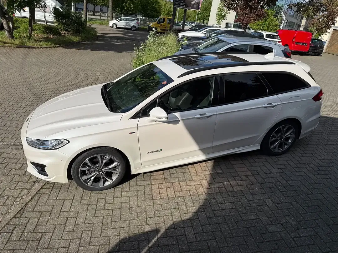 Ford Mondeo Hybrid ST-Line - Thumbnail 11