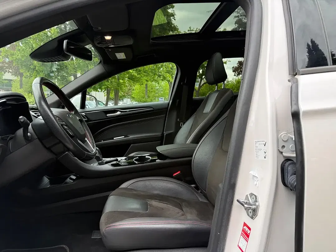 Ford Mondeo Hybrid ST-Line - Thumbnail 5