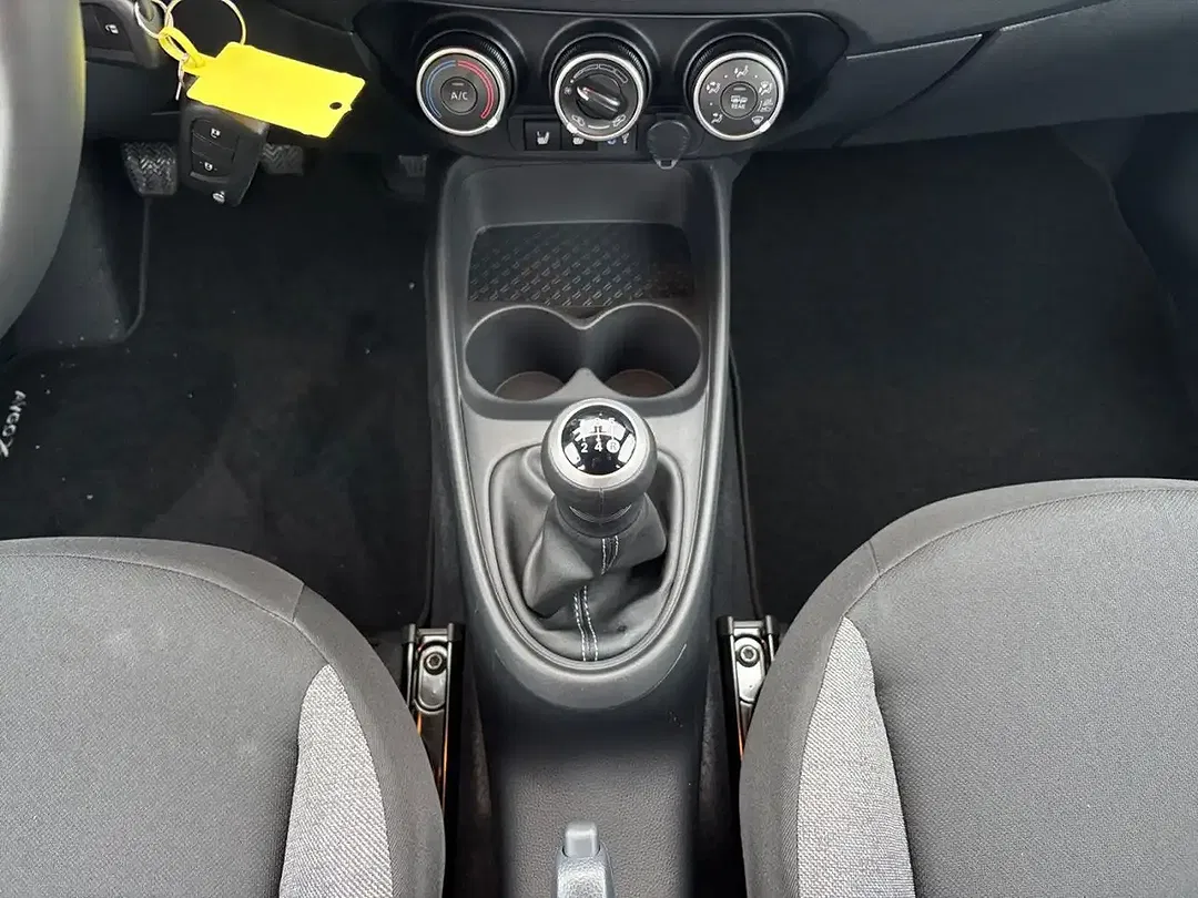 Toyota Aygo Business Edition - Thumbnail 11