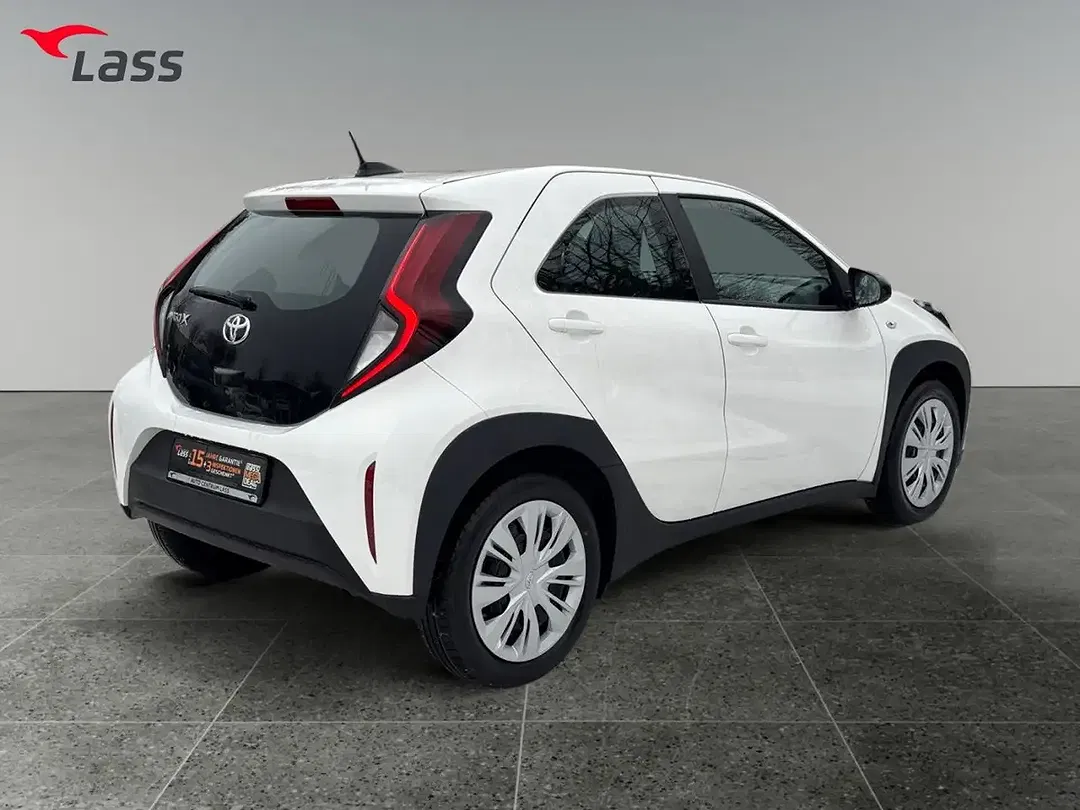 Toyota Aygo Business Edition - Thumbnail 5