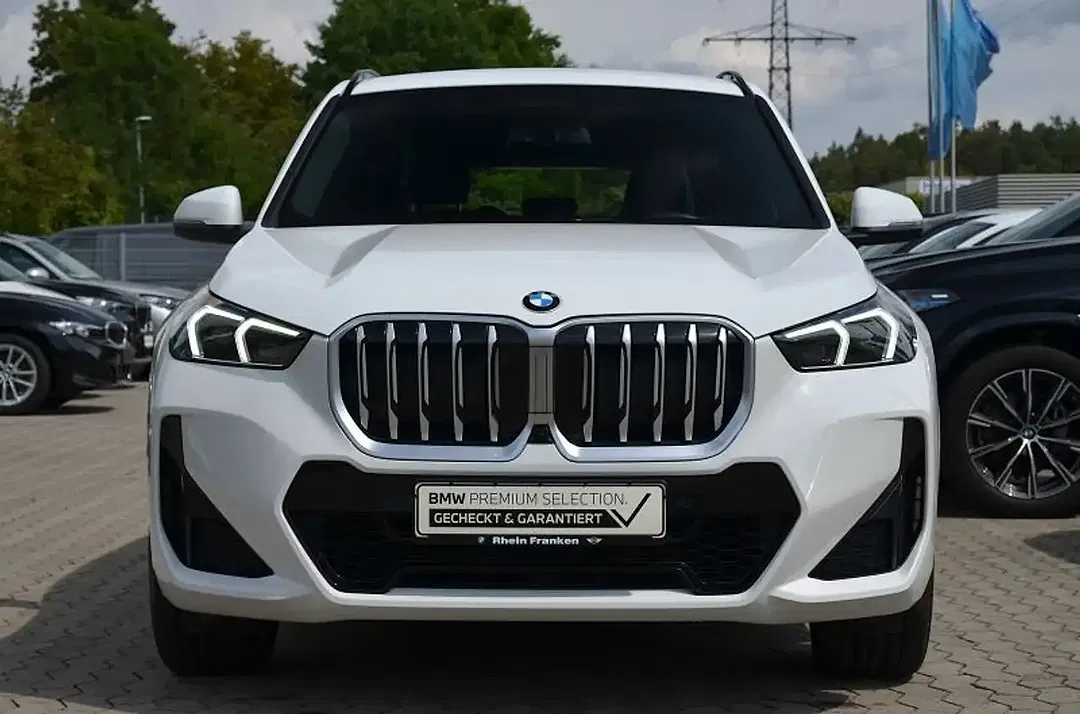 BMW X1 xDrive M Sport - Thumbnail 1