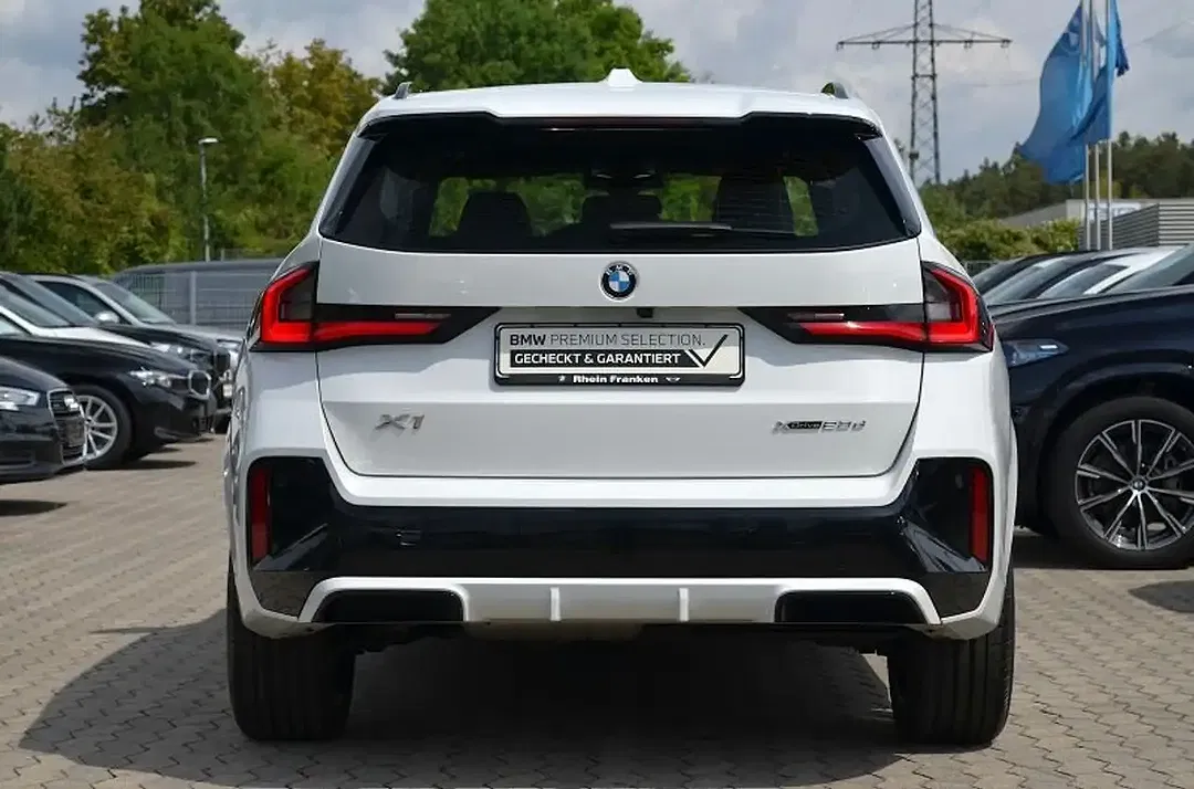BMW X1 xDrive M Sport - Thumbnail 4