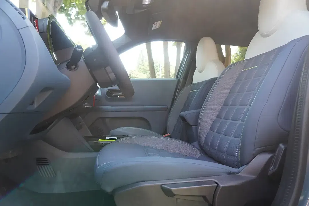 Fiat Grande Panda 1.2 Hybrid AUT La Prima - Thumbnail 10