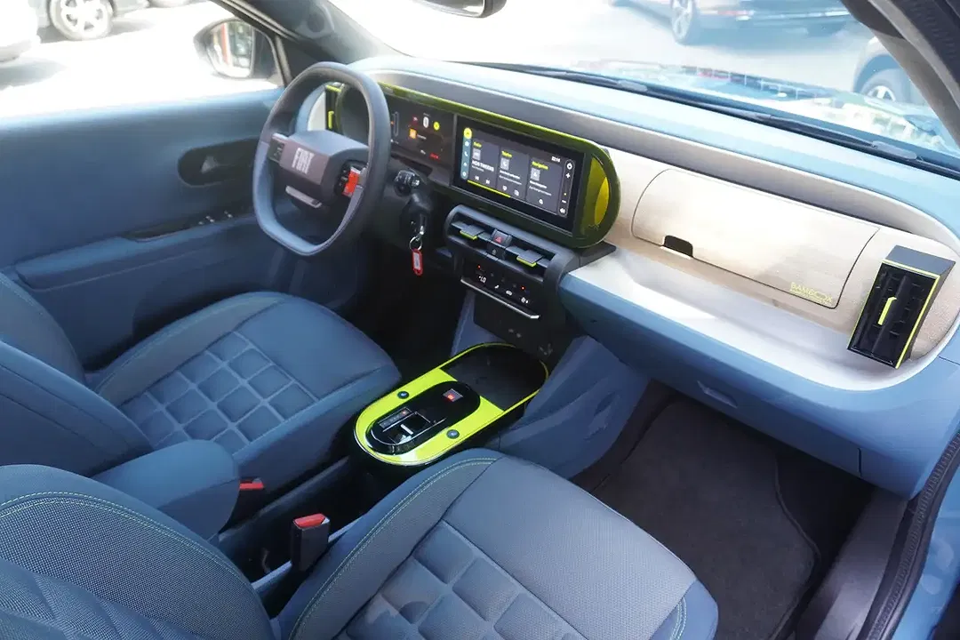 Fiat Grande Panda 1.2 Hybrid AUT La Prima - Thumbnail 13