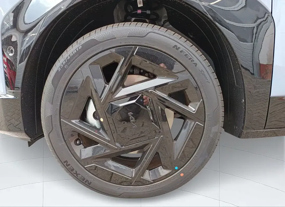 Kia Seltos AWD - Thumbnail 5