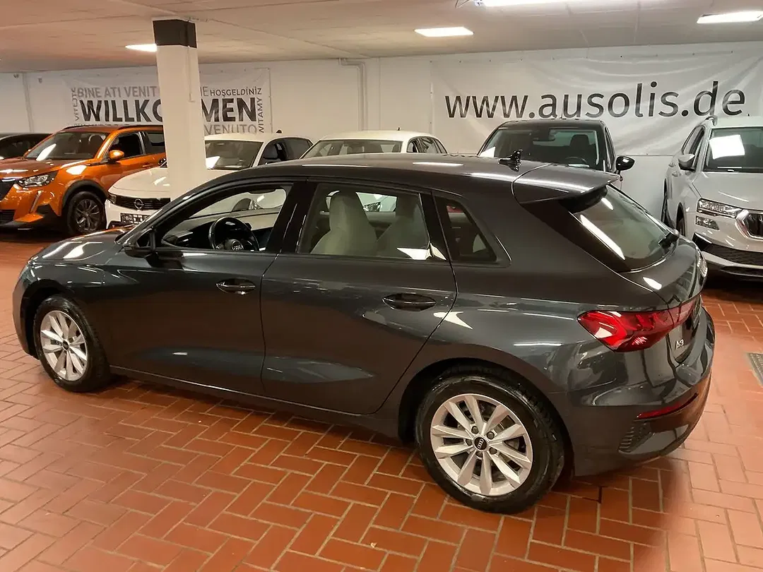 Audi A3 TFSI Sportback - Thumbnail 2