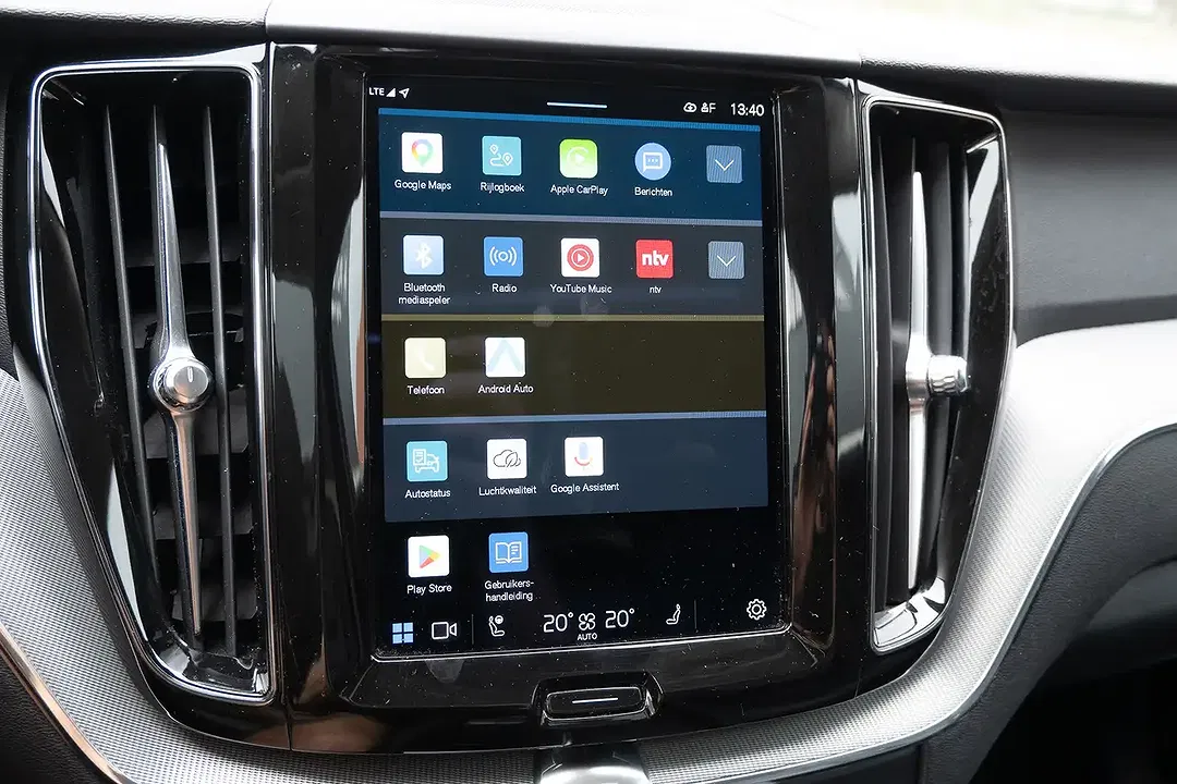Volvo XC60 B4 2.0 MHEV Plus Dark - Thumbnail 21