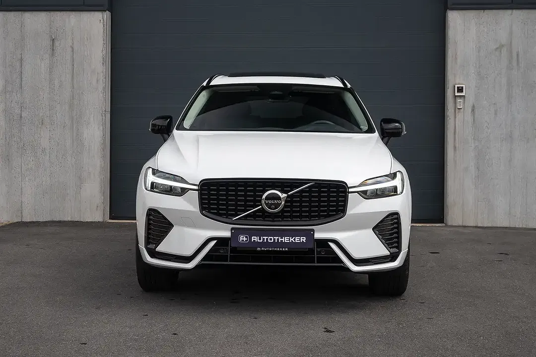 Volvo XC60 B4 2.0 MHEV Plus Dark - Thumbnail 8