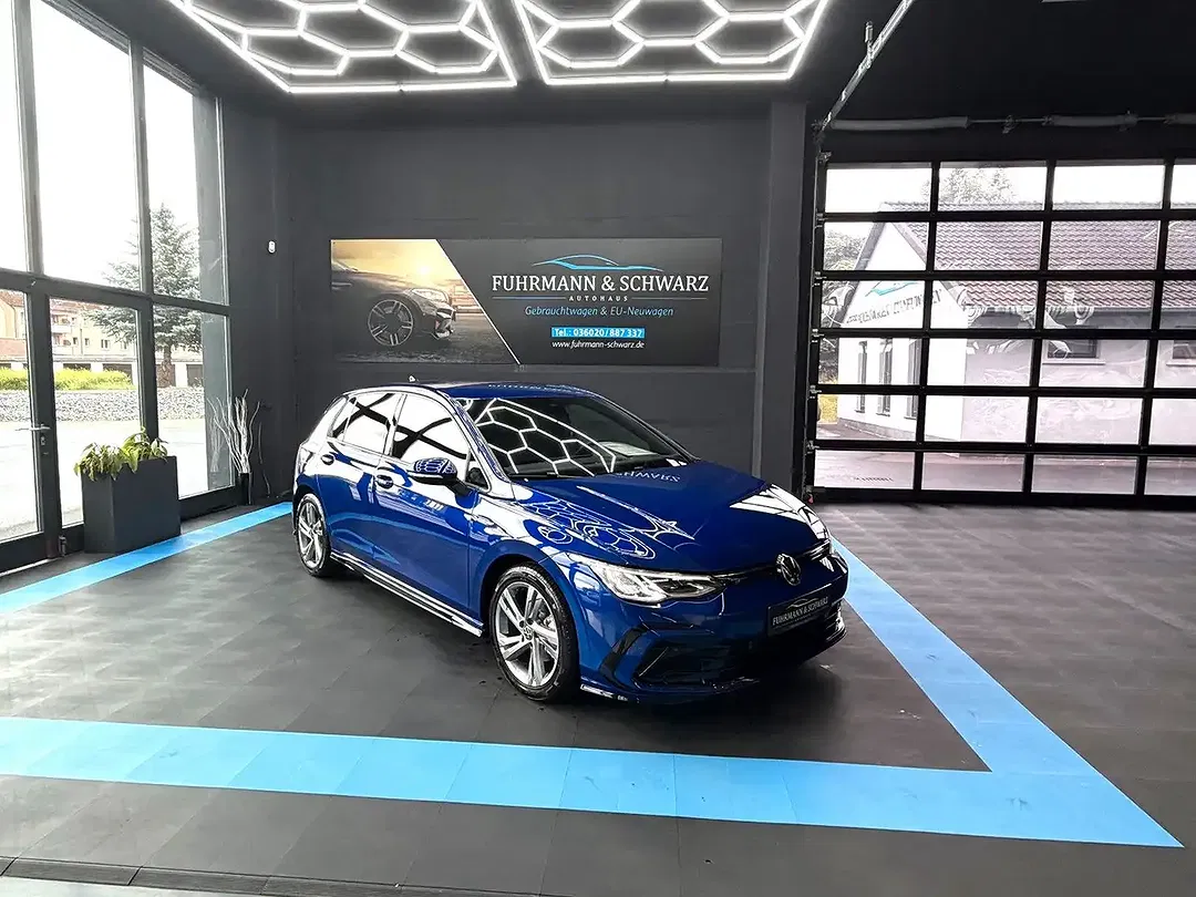 Volkswagen Golf R-Line - foto 1