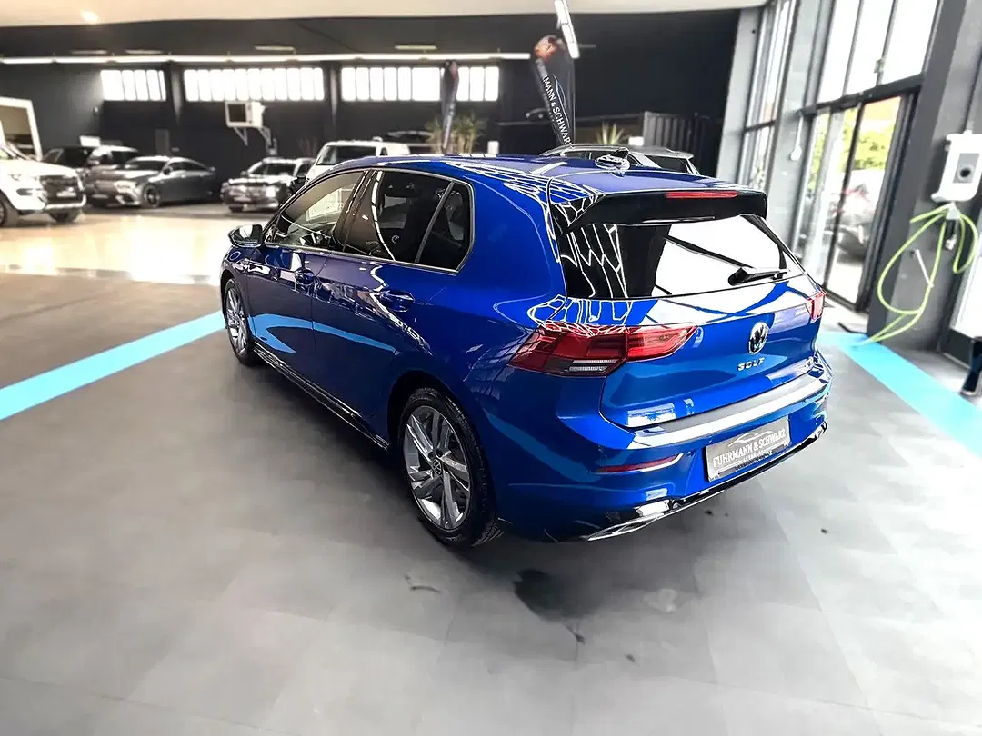 Volkswagen Golf R-Line - Thumbnail 5