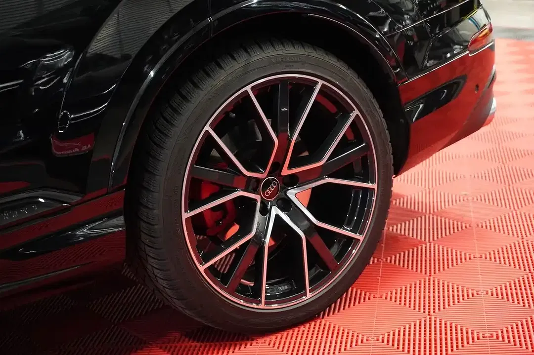 Audi SQ7 4.0 TFSI quattro - Thumbnail 11