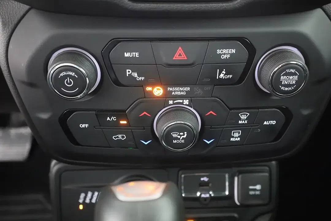 Jeep Renegade 1.3 PHEV Hybrid 4xe Limited - Thumbnail 11