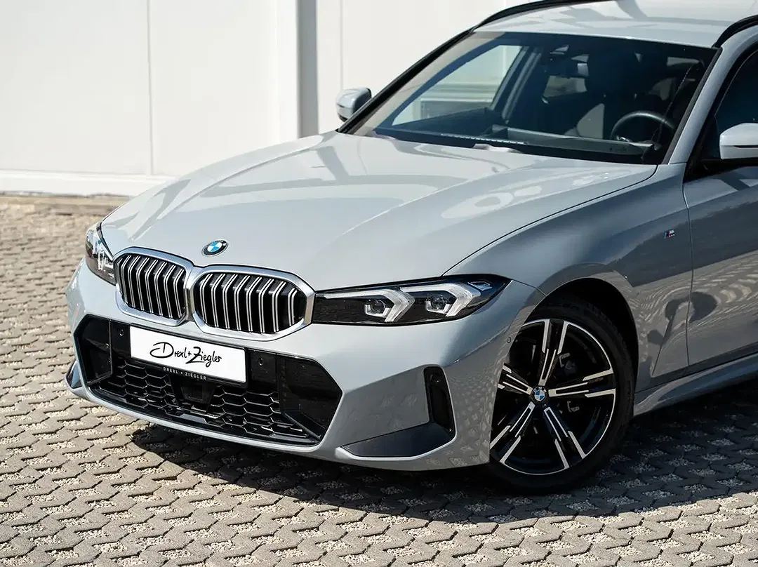 BMW 318 Touring M Sport - Thumbnail 4