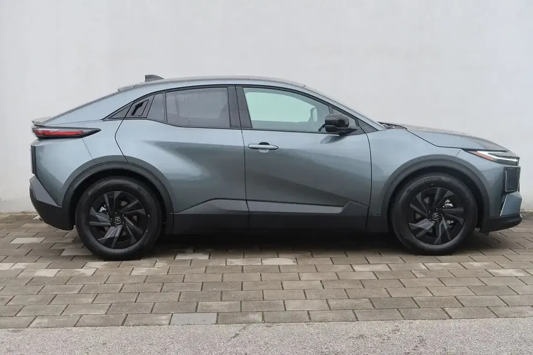 Toyota C-HR Teamplayer - Thumbnail 6