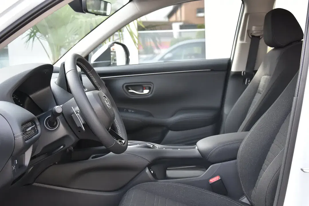 Honda ZR-V Elegance - foto 15