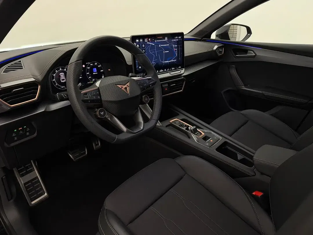 CUPRA Leon 2.0 TSI 4Drive Matrix LED Sportstourer - Thumbnail 13