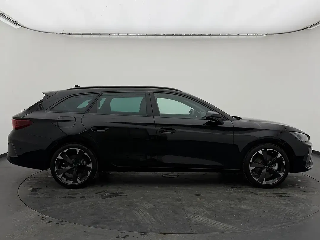 CUPRA Leon 2.0 TSI 4Drive Matrix LED Sportstourer - Thumbnail 7