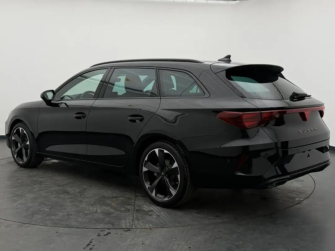 CUPRA Leon 2.0 TSI 4Drive Matrix LED Sportstourer - Thumbnail 8