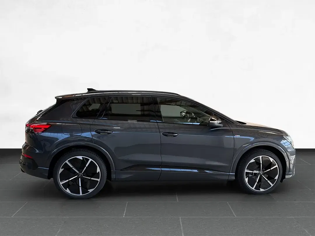 Audi Q4 e-tron quattro Matrix LED S line - Thumbnail 5