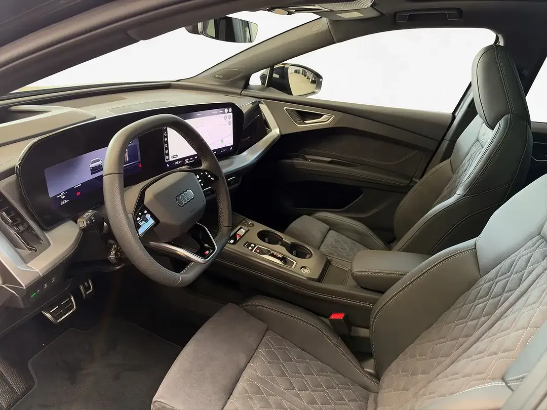 Audi Q4 e-tron quattro Matrix LED S line - Thumbnail 7