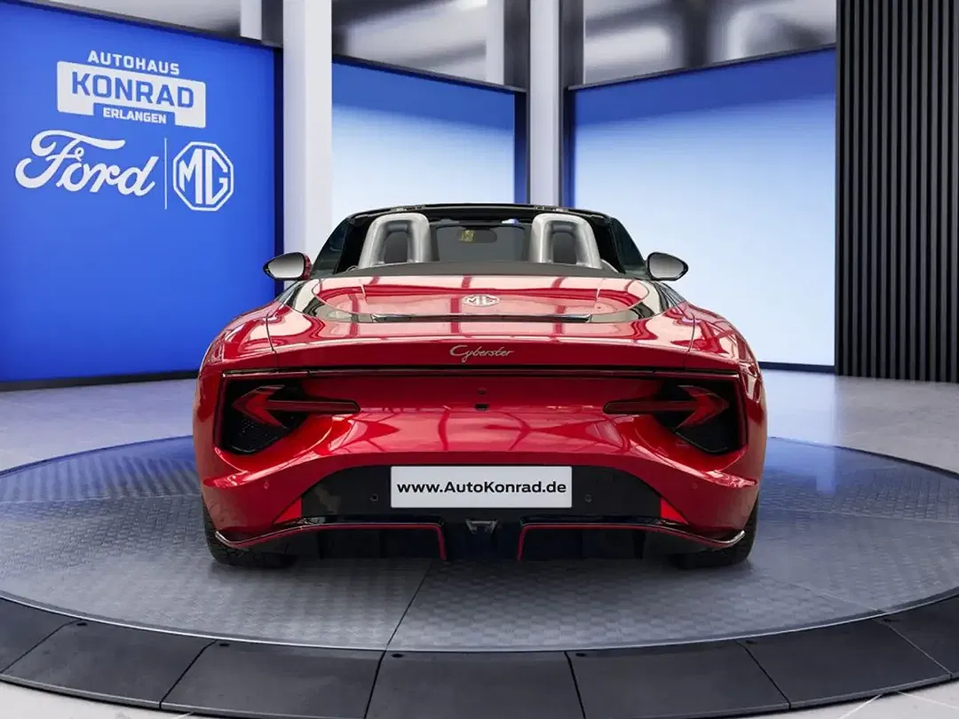 MG Cyberster - Thumbnail 6