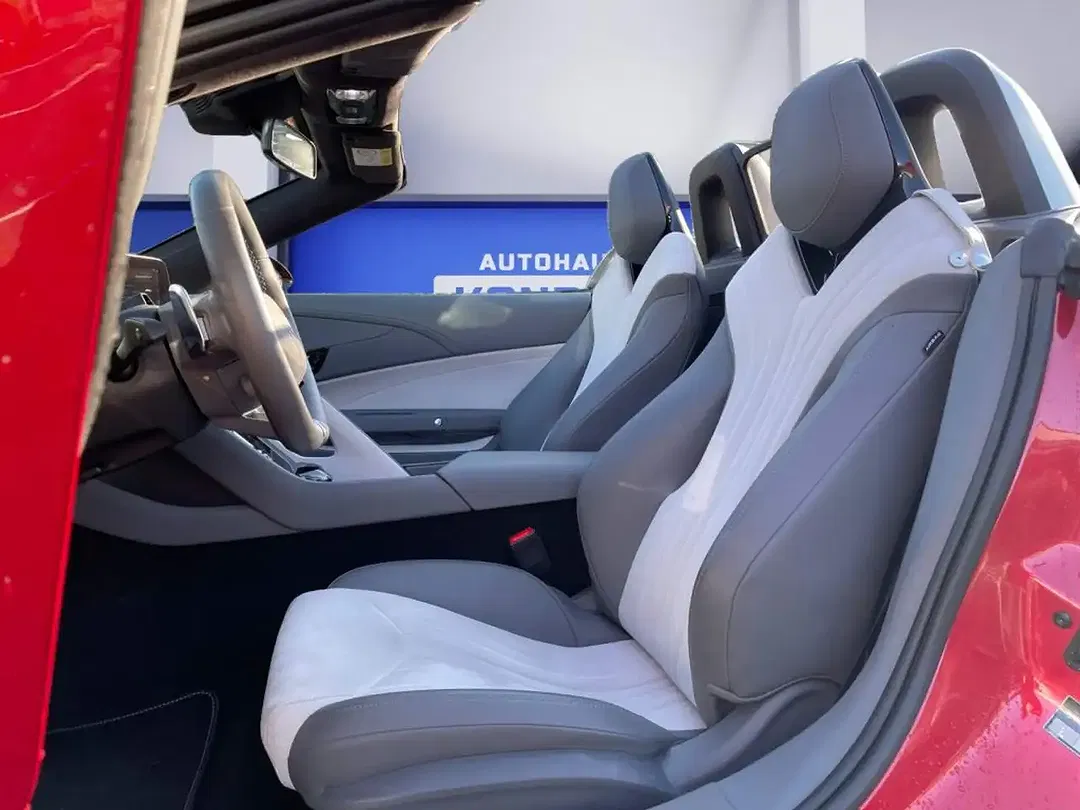 MG Cyberster - Thumbnail 8