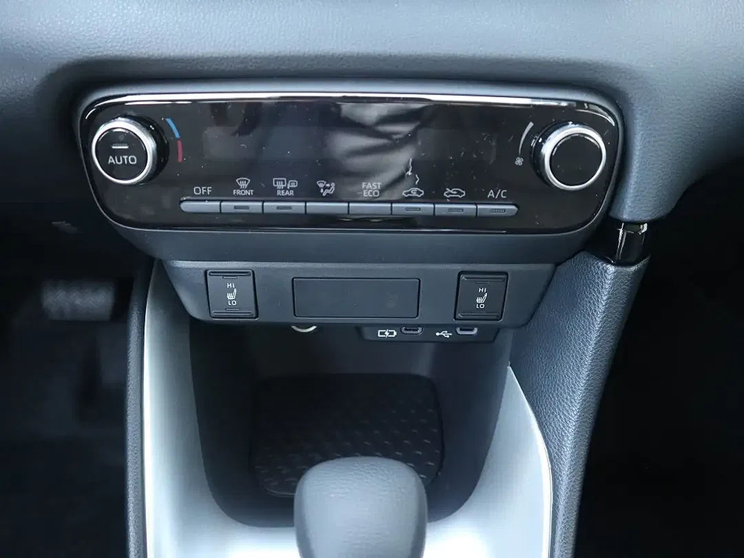 Mazda 2 1.5 VVT-i CVT Hybrid Centre-Line - Thumbnail 13