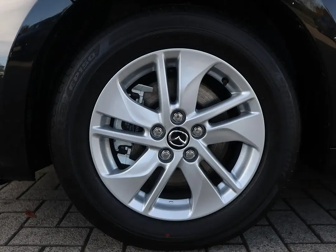 Mazda 2 1.5 VVT-i CVT Hybrid Centre-Line - Thumbnail 8