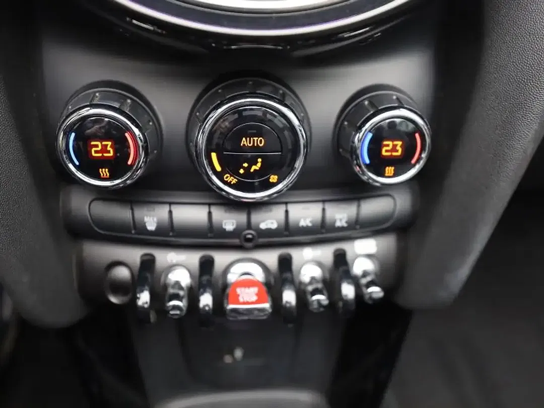 MINI Cooper Cabrio Facelift - Thumbnail 14