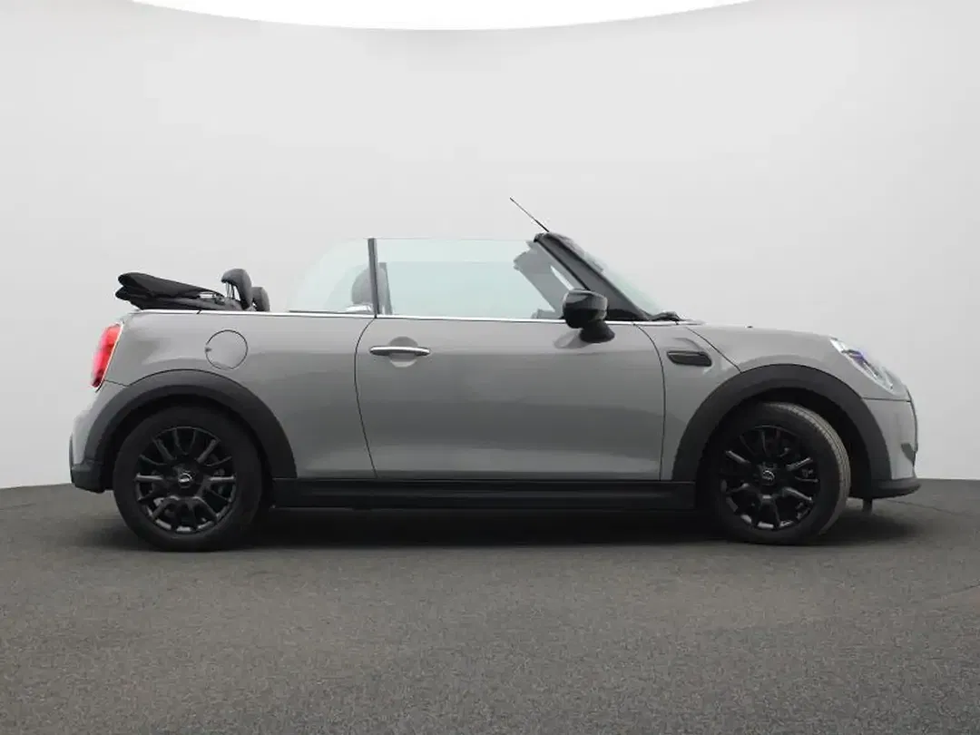 MINI Cooper Cabrio Facelift - Thumbnail 3