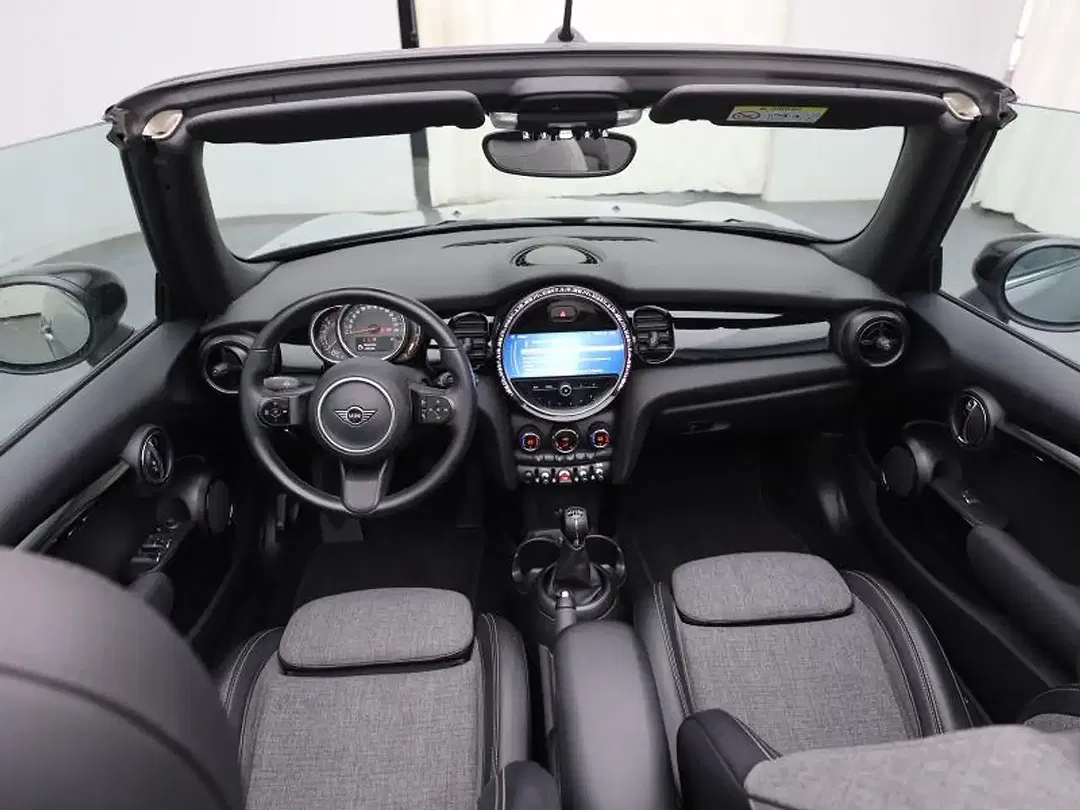 MINI Cooper Cabrio Facelift - Thumbnail 8