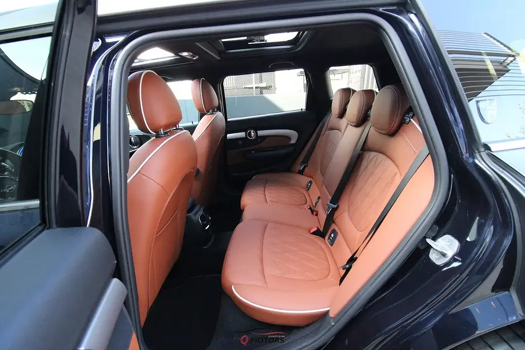 MINI Cooper Clubman - Thumbnail 13