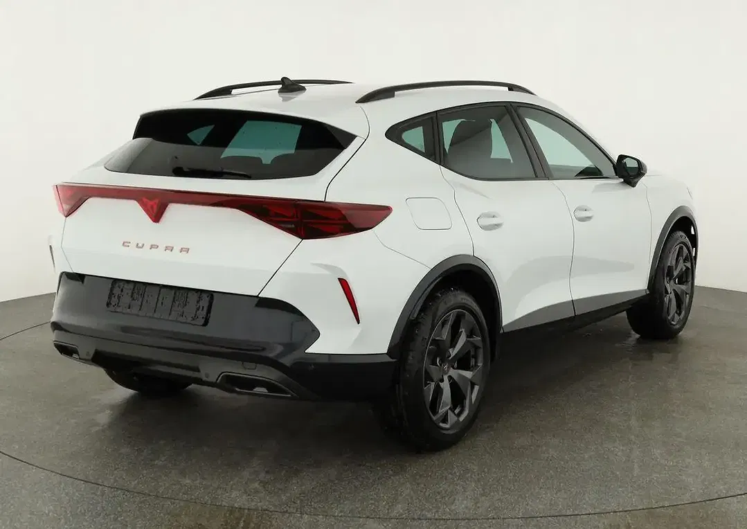 CUPRA Formentor 1.5 eTSI DSG Matrix LED - Thumbnail 2