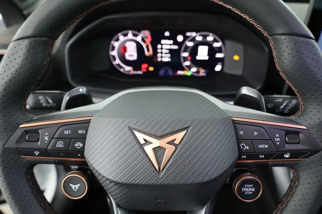 CUPRA Formentor 1.5 eTSI DSG Matrix LED - Thumbnail 6