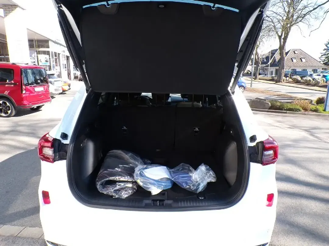 Ford Kuga PHEV ST-Line - Thumbnail 12