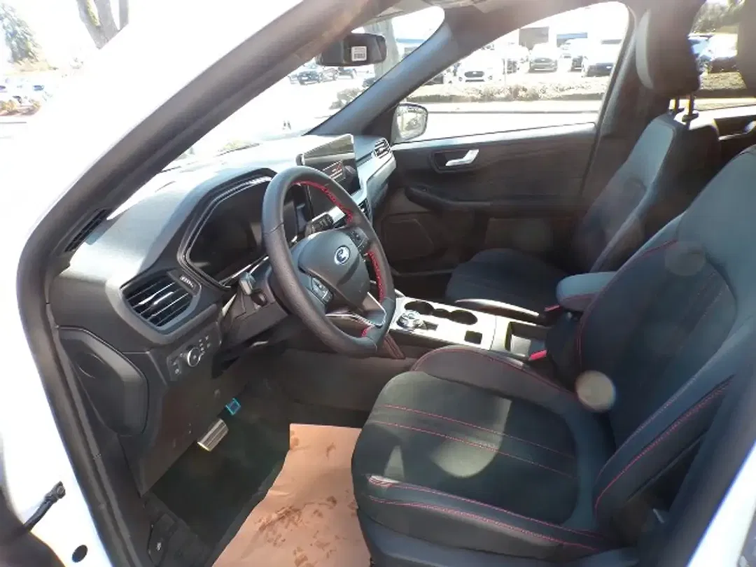 Ford Kuga PHEV ST-Line - Thumbnail 13