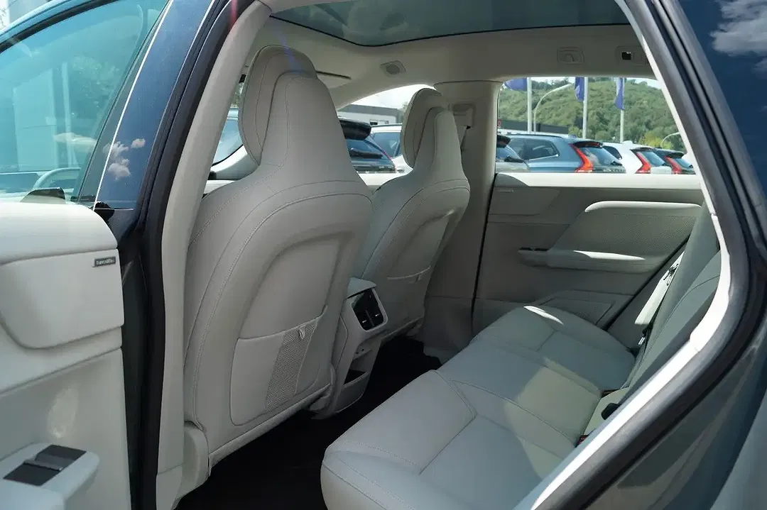 Volvo EX60 EV AUT AWD Ultra - Thumbnail 12