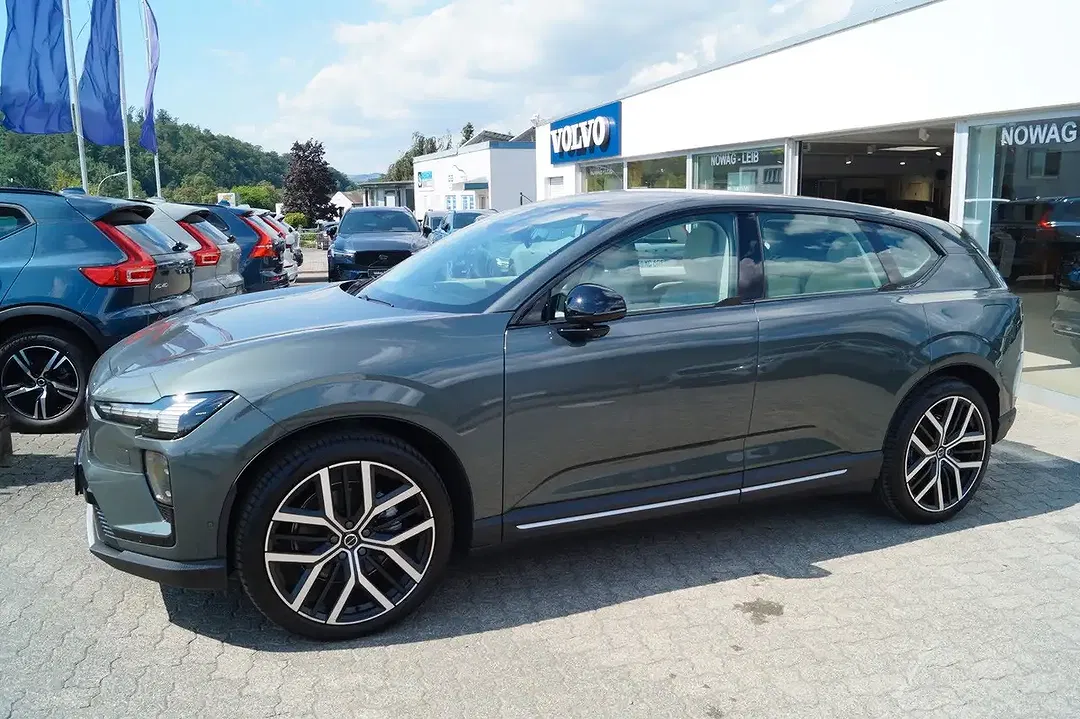 Volvo EX60 EV AUT AWD Ultra - foto 2