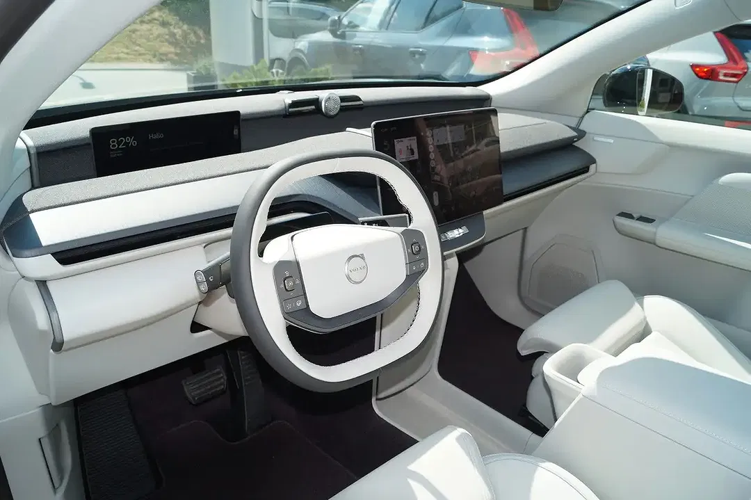 Volvo EX60 EV AUT AWD Ultra - Thumbnail 5