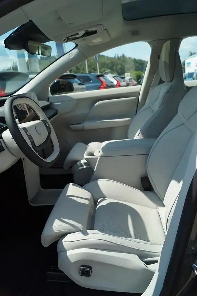 Volvo EX60 EV AUT AWD Ultra - Thumbnail 6