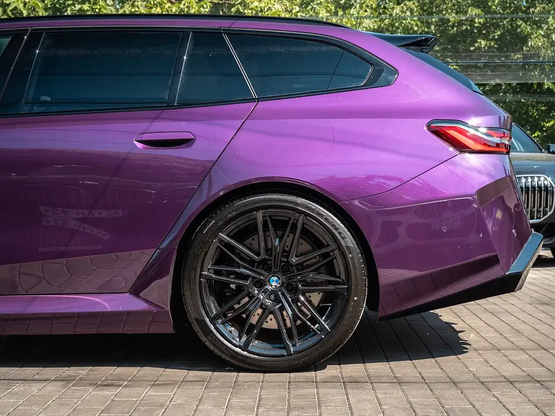 BMW M5 Touring Individual Plus - Thumbnail 10