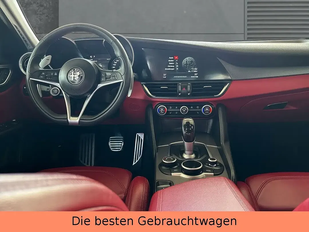 Alfa Romeo Giulia - Thumbnail 13