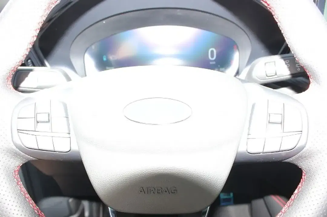 Ford Kuga ST-Line - Thumbnail 13